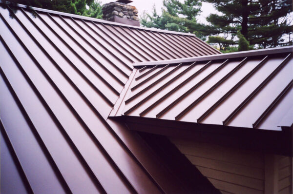 clicklock standing seam metal roofing detail