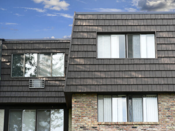 Mansard roof with metal roofing